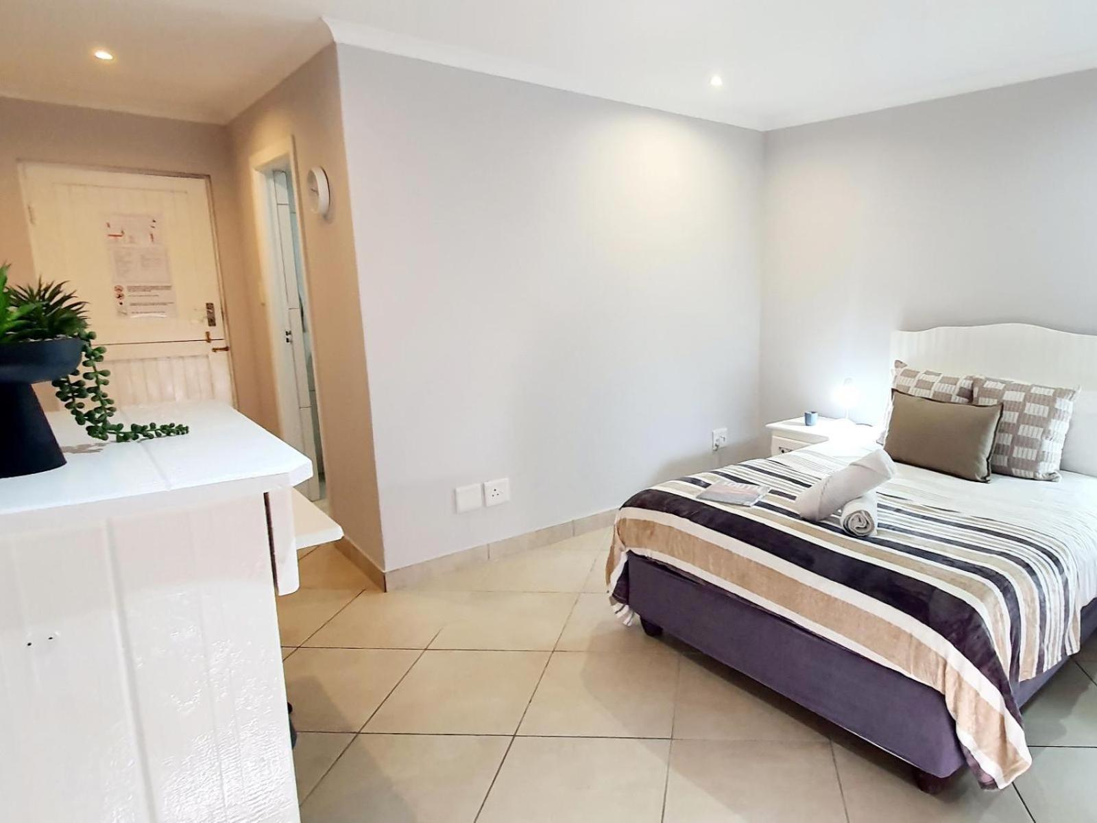 Point Village Hotel And Self Catering Mossel Bay Bagian luar foto